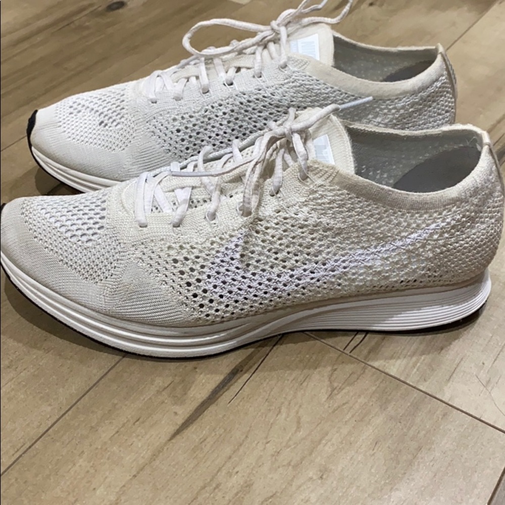Nike flyknit racer - used
